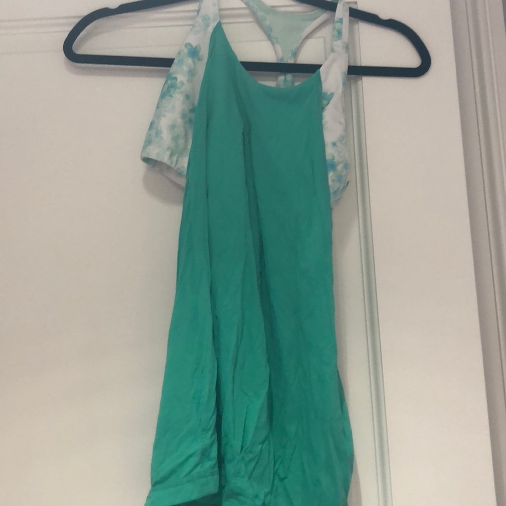 Lululemon tank top